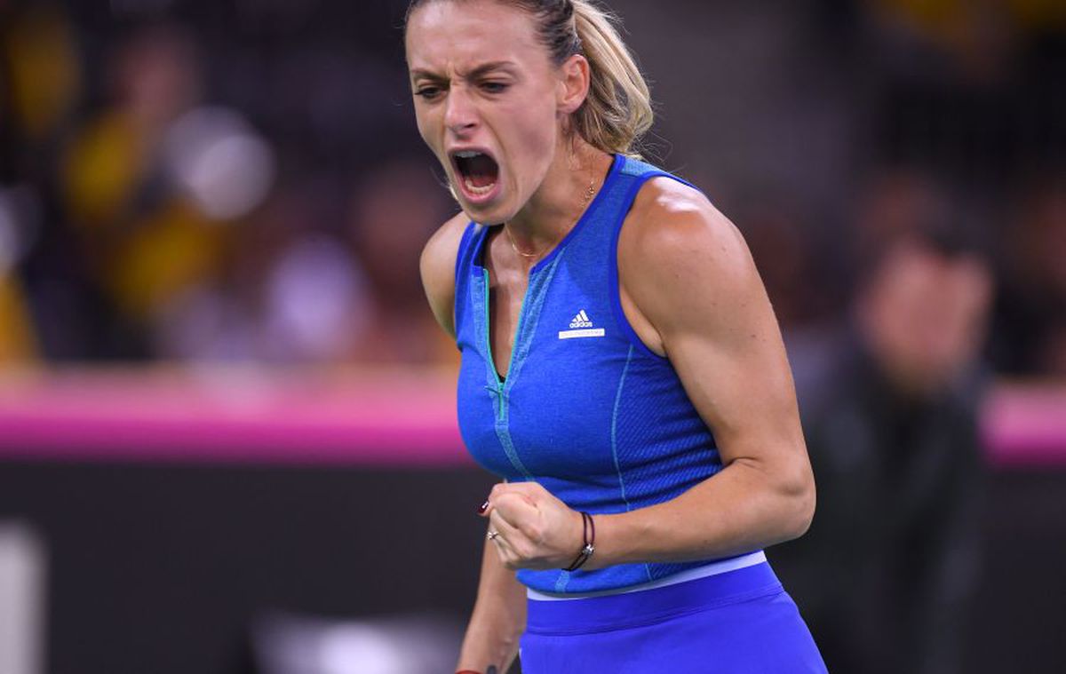 ROMÂNIA - RUSIA 1-1, FED CUP // Cronica celui de-al doilea meci al zilei, Bogdan - Kudermetova 6-3, 6-7 (5), 6-1 » Speranțe tricolore