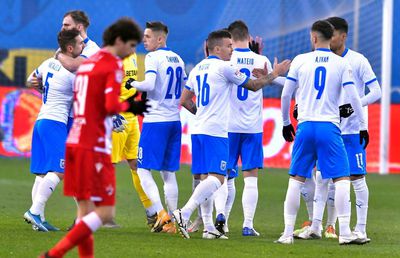 EXCLUSIV Craiova, criticată și după victoria cu Dinamo: „Sunt blocați! Dacă vor continua tot așa, n-au nicio șansă la campionat” + „Acolo trebuie să lucreze Ouzounidis”