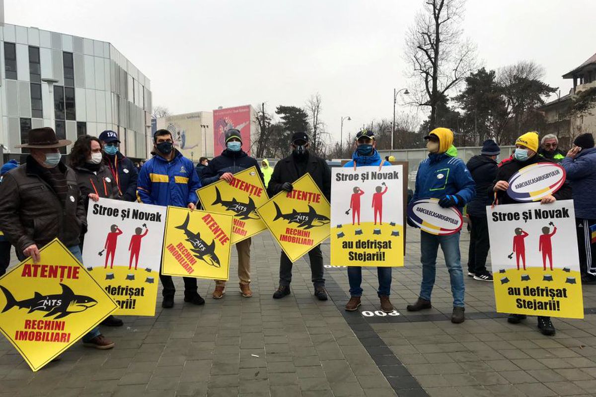 VIDEO+FOTO Protest la stadionul Arcul de Triumf, suporterii au ieșit în stradă: „Stroe și Novak au defrișat stejarii”
