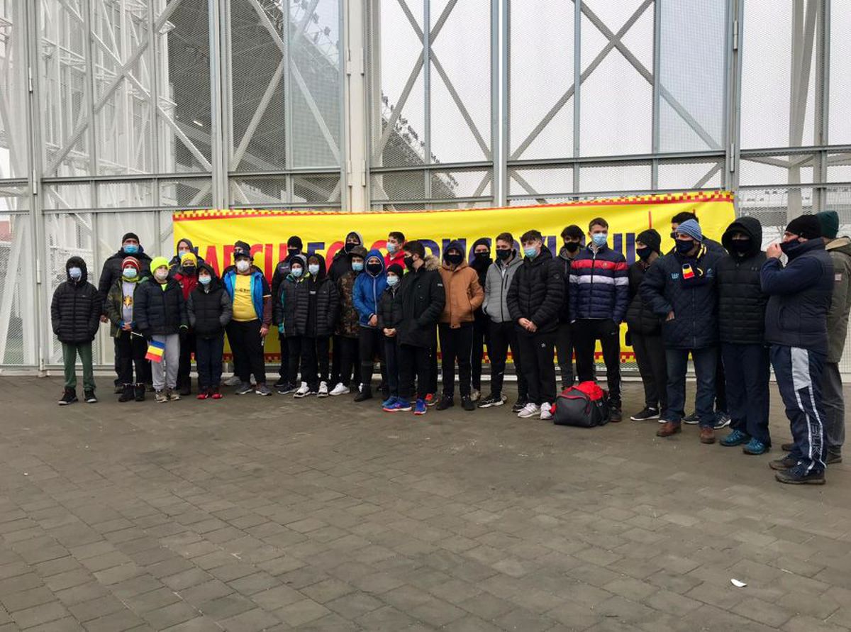 Protest la stadionul Arcul de Triumf, suporterii au ieșit în stradă