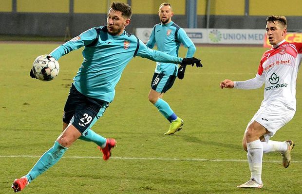 EXCLUSIV Probleme pentru Chindia înainte de meciul cu Gaz Metan: Mihai Costea are COVID-19 » Ce alt jucător de bază lipsește