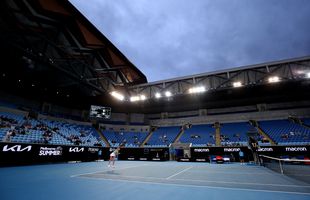 Schimbare la Melbourne! » Ce s-a întâmplat cu suprafața de la Australian Open