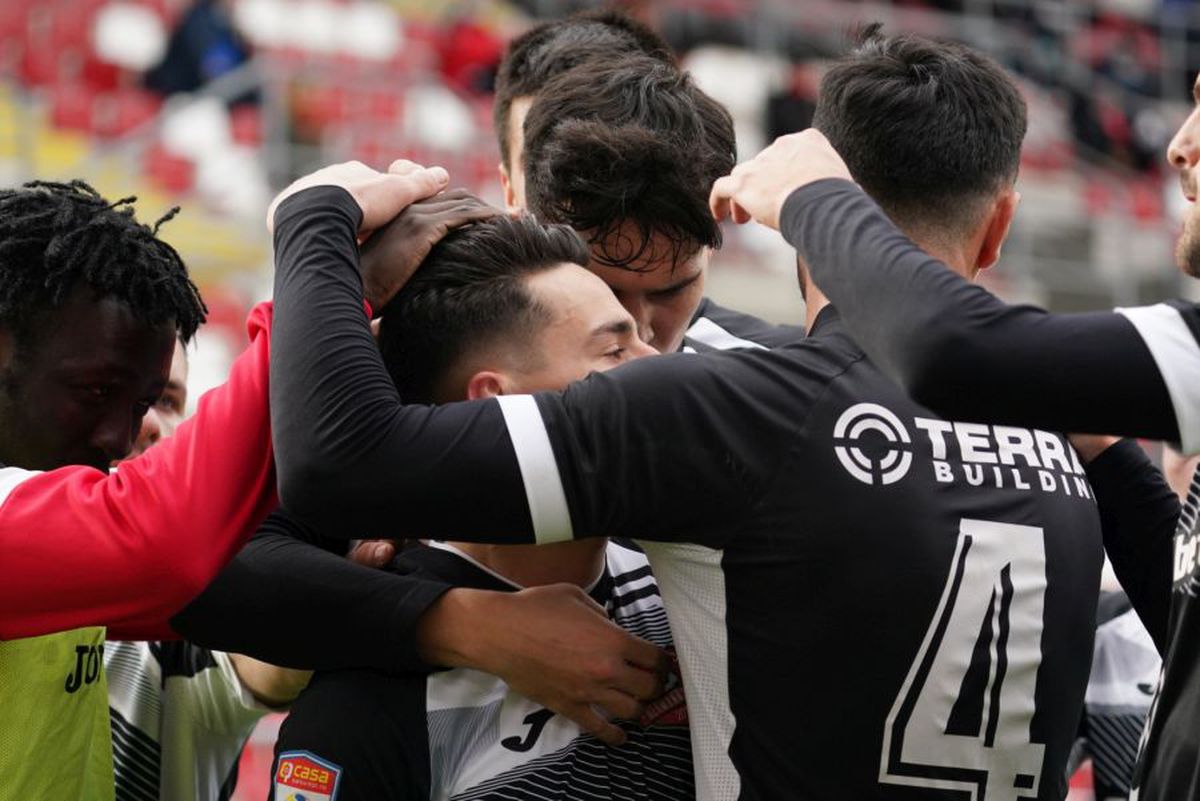 Probleme pentru antrenor: a ieșit pozitiv la un test rapid pentru coronavirus » E în izolare și nu va sta pe bancă în Cupa României