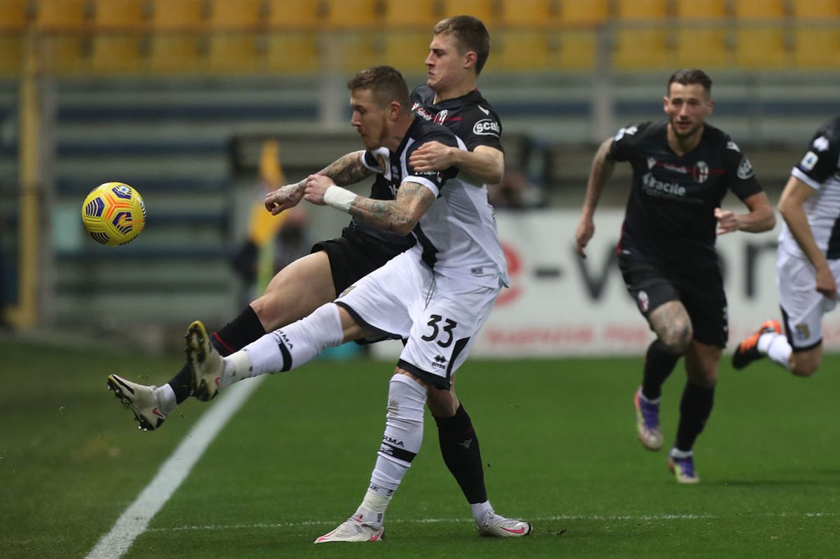 Ce note au primit Dennis Man și Valentin Mihăilă, după Parma - Bologna 0-3: „A fost cel mai bun din repriza a doua”