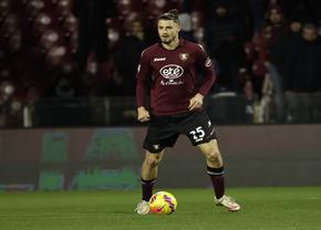 Radu Drăgușin a debutat la Salernitana! Fundașul român, titular în duelul cu Spezia