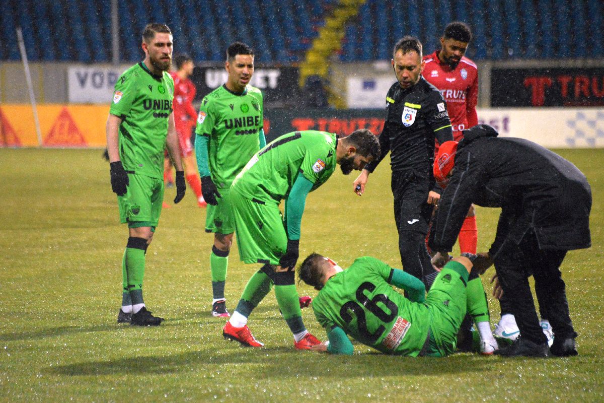 FC Botoșani - Dinamo 4-0 - imaginile spectaculoase ale „măcelului” din Moldova