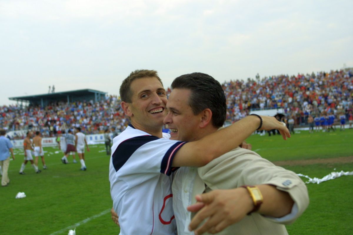 În ziua în care împlinește 45 de ani, fostul atacant rememorează meciul carierei » Erou în cel mai dramatic baraj din istoria Ligii 1: „Observatorul nu voia să dea drumul la meci”