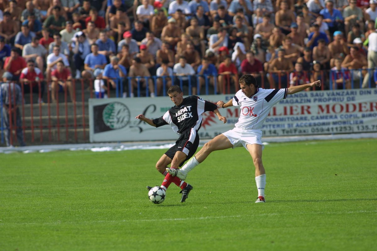 În ziua în care împlinește 45 de ani, fostul atacant rememorează meciul carierei » Erou în cel mai dramatic baraj din istoria Ligii 1: „Observatorul nu voia să dea drumul la meci”