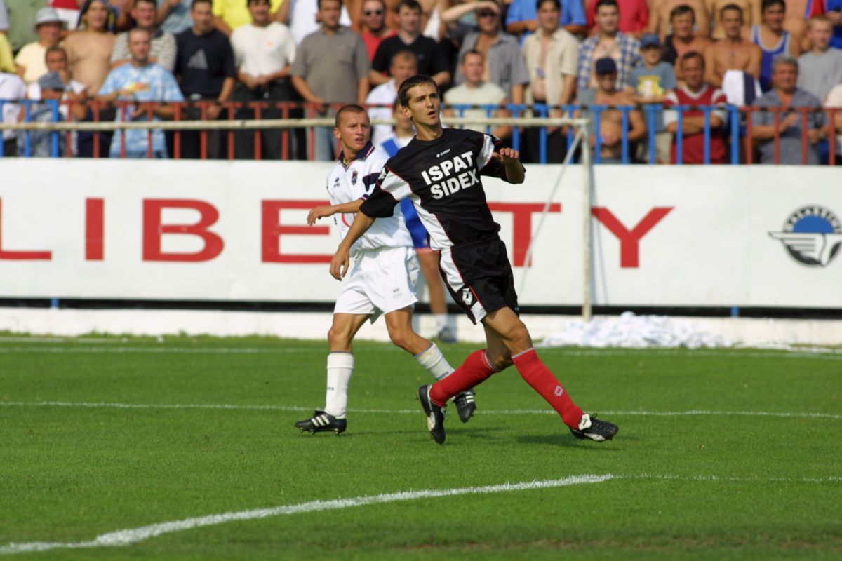 În ziua în care împlinește 45 de ani, fostul atacant rememorează meciul carierei » Erou în cel mai dramatic baraj din istoria Ligii 1: „Observatorul nu voia să dea drumul la meci”