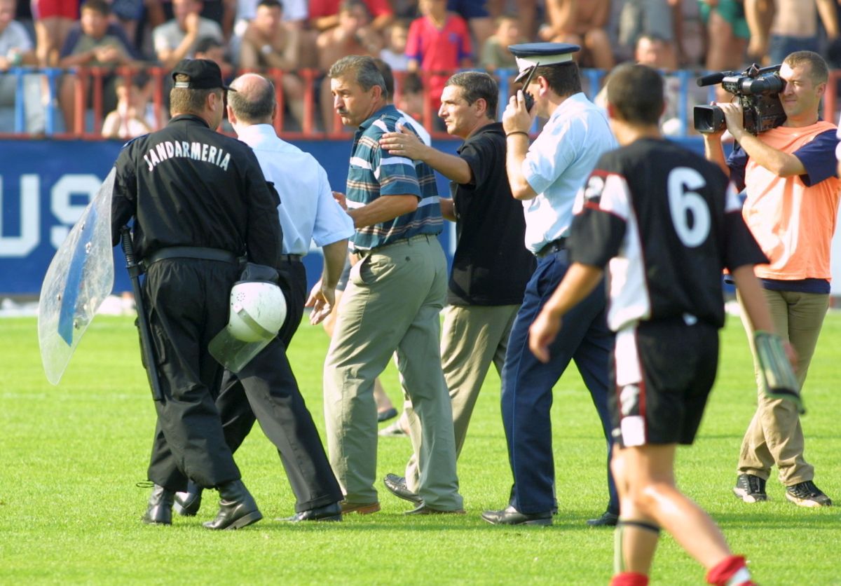 În ziua în care împlinește 45 de ani, fostul atacant rememorează meciul carierei » Erou în cel mai dramatic baraj din istoria Ligii 1: „Observatorul nu voia să dea drumul la meci”