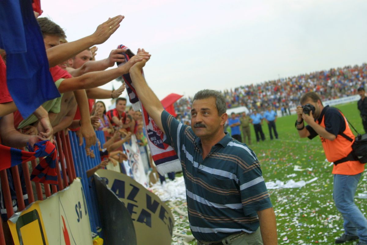 În ziua în care împlinește 45 de ani, fostul atacant rememorează meciul carierei » Erou în cel mai dramatic baraj din istoria Ligii 1: „Observatorul nu voia să dea drumul la meci”