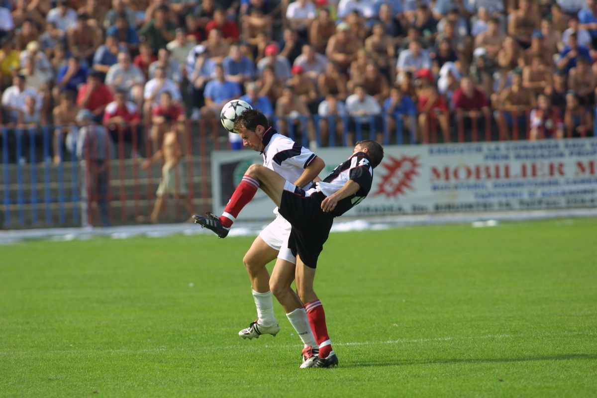 În ziua în care împlinește 45 de ani, fostul atacant rememorează meciul carierei » Erou în cel mai dramatic baraj din istoria Ligii 1: „Observatorul nu voia să dea drumul la meci”