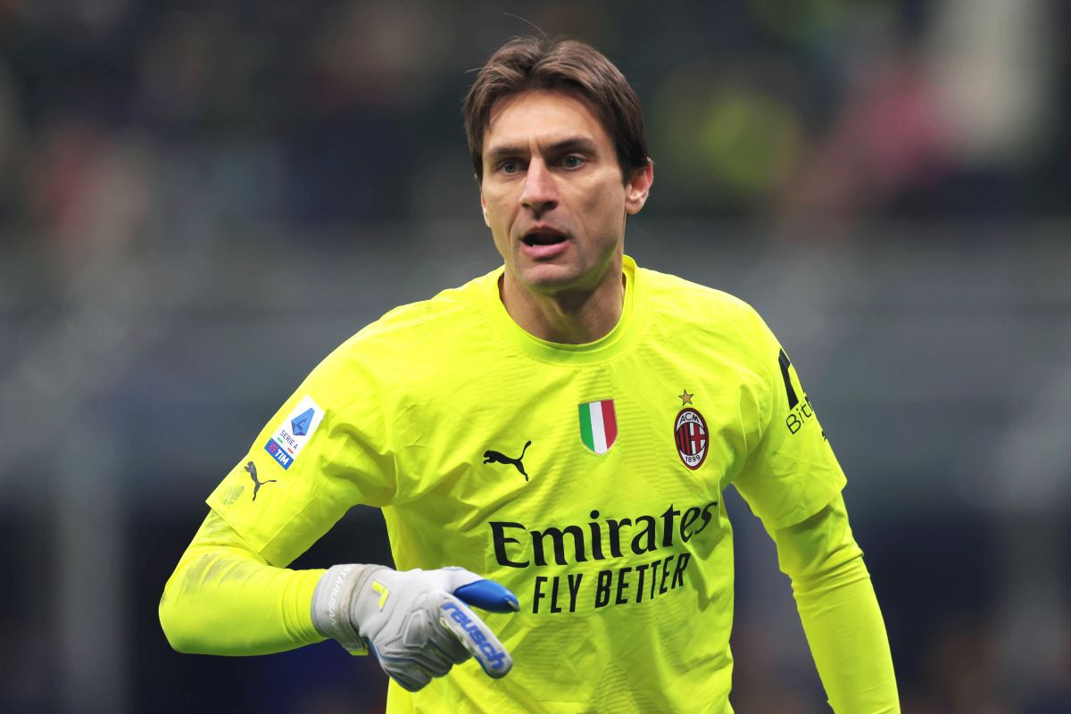 Ciprian Tătărușanu, certat de jumătate de echipă! Episodul din Inter - AC Milan devenit viral în Italia