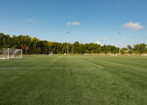 Amenajarea unui teren de sport: 5 lucruri de care să ții cont