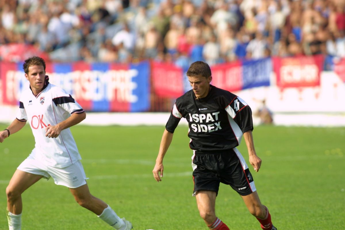 În ziua în care împlinește 45 de ani, fostul atacant rememorează meciul carierei » Erou în cel mai dramatic baraj din istoria Ligii 1: „Observatorul nu voia să dea drumul la meci”