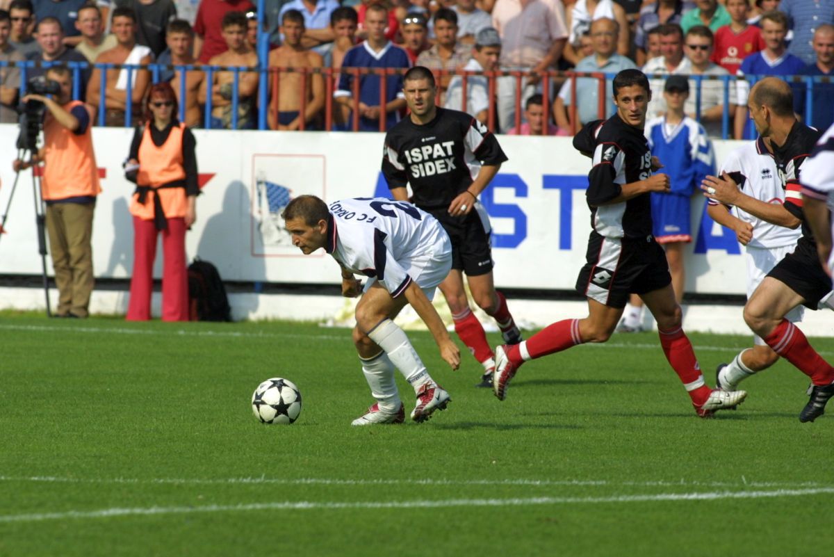 În ziua în care împlinește 45 de ani, fostul atacant rememorează meciul carierei » Erou în cel mai dramatic baraj din istoria Ligii 1: „Observatorul nu voia să dea drumul la meci”