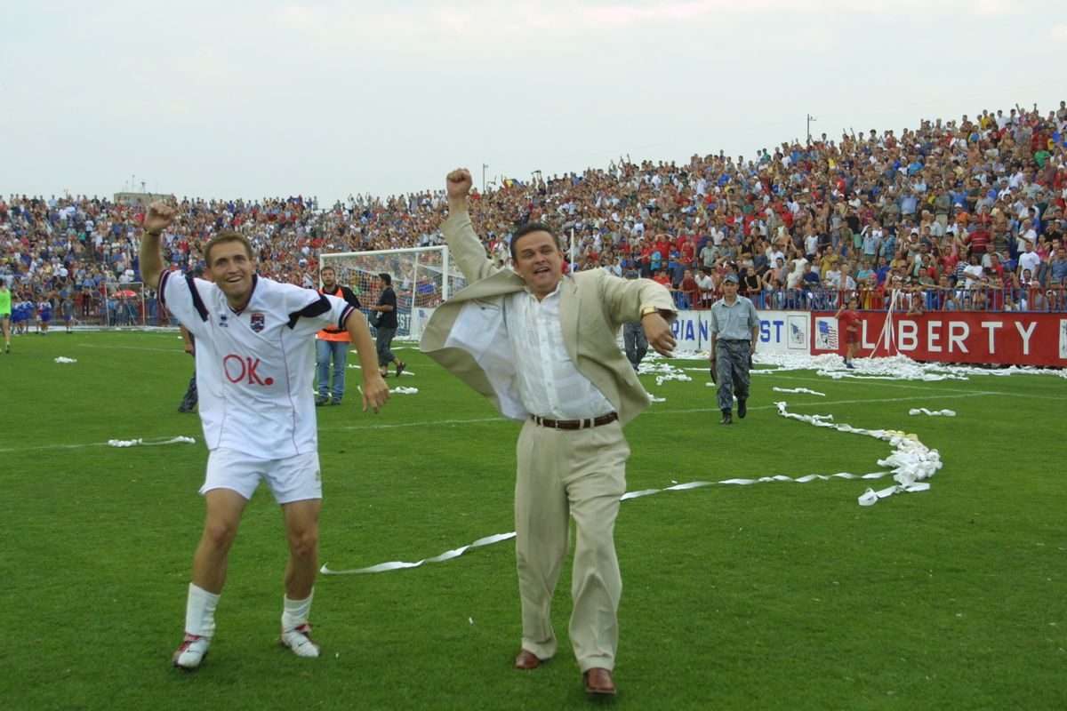 În ziua în care împlinește 45 de ani, fostul atacant rememorează meciul carierei » Erou în cel mai dramatic baraj din istoria Ligii 1: „Observatorul nu voia să dea drumul la meci”