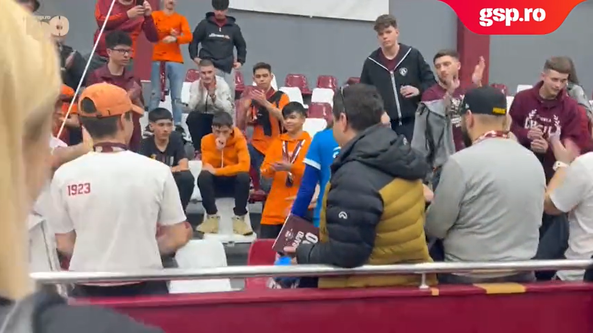 Marea împăcare: Cristina Neagu, în mijlocul galeriei Rapidului » Reporterii GSP au surprins imaginile care nu s-au văzut la TV