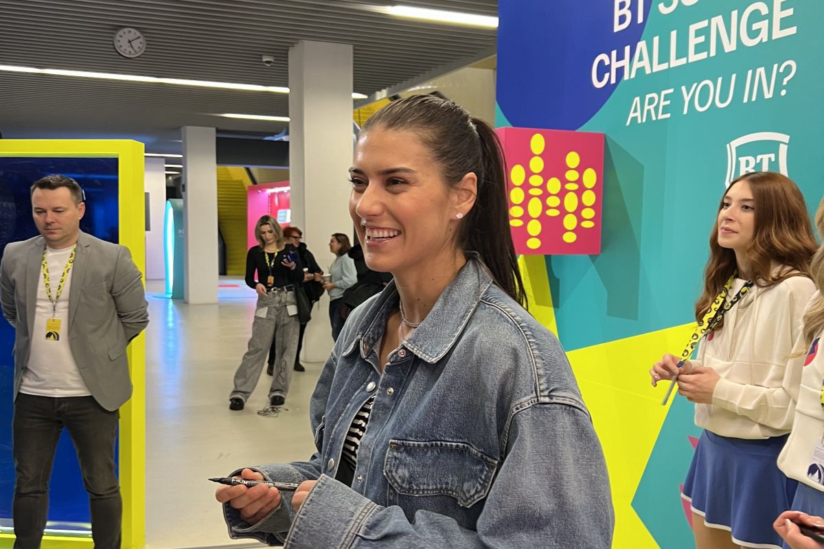 Sorana Cîrstea, interacțiune cu fanii în BTarena: „Sunteți mai frumoasă ca la televizor” + cât va mai juca și ce a spus despre retragerea Simonei Halep