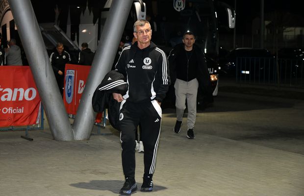 Mesajul lui Sabău pentru Blănuță, disputat de FCSB și Rapid: „Dacă nu mai este cu mintea aici...”