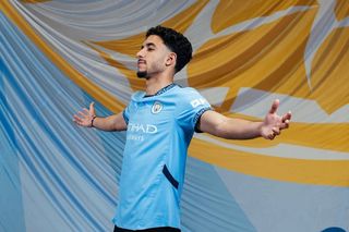 Record istoric: 2,35 miliarde de dolari cheltuite pe transferuri! Datele extraordinare publicate de FIFA