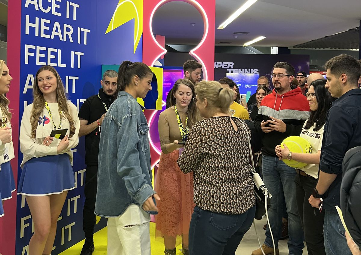 Sorana Cîrstea, interacțiune cu fanii în BTarena: „Sunteți mai frumoasă ca la televizor” + cât va mai juca și ce a spus despre retragerea Simonei Halep