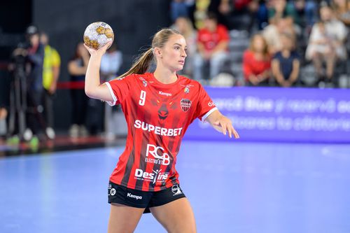 Larissa Nusser, Gloria Bistrița / FOTO: Imago