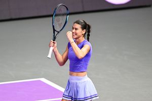 Sorana Cîrstea, CAMPIOANĂ la Transylvania Open! A cedat doar două game-uri în finala cu Emma Răducanu