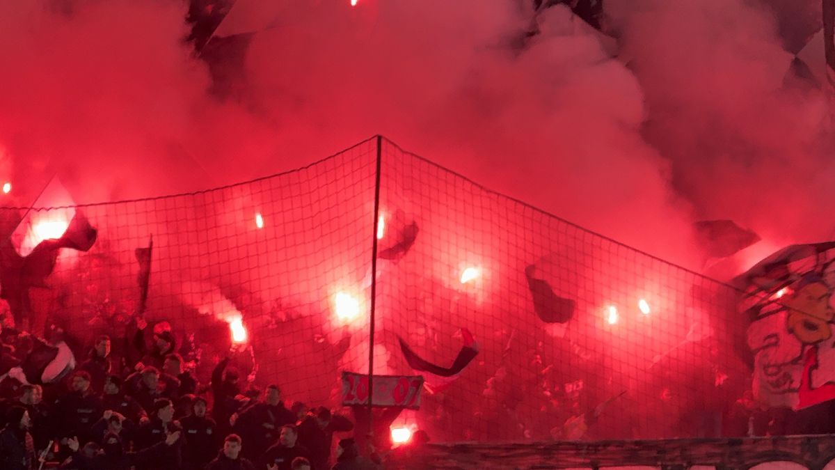 „Bug” ca-n FIFA 98 » Portarul Popa, plonjon bizar la golul lui Nistor din CFR Cluj - U Cluj