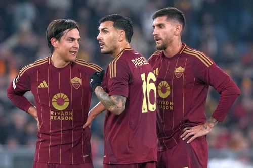 Dybala, Paredes și Pellegrini, de la AS Roma // foto: Imago Images