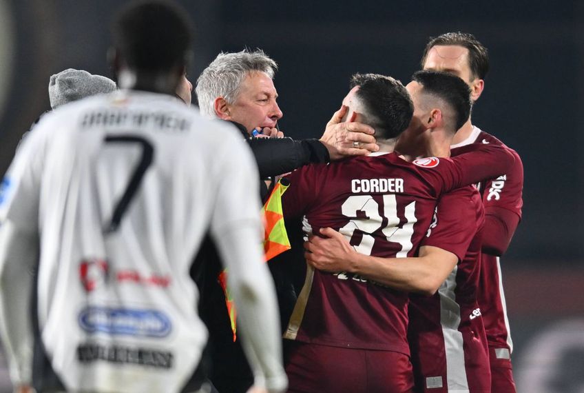 Bergodi îi bagă mâna în gât lui Cordea / FOTO: Imago