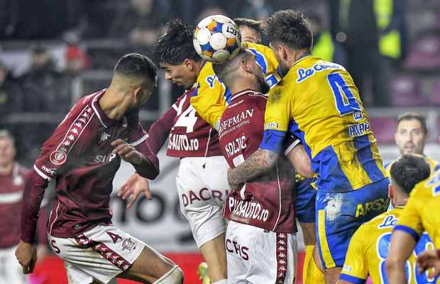 Întrebat după Rapid - Petrolul: „E adevărat că sunteți certați cu antrenorul?”