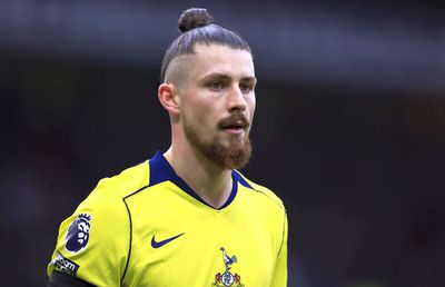 Presa din Anglia, la unison despre Radu Drăgușin » Nota după Manchester United - Tottenham