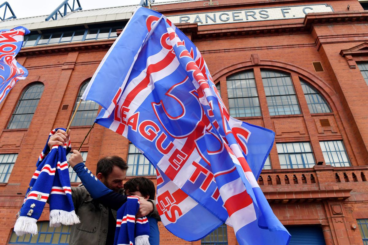 Suporterii Glasgow Rangers sărbătoresc titlul