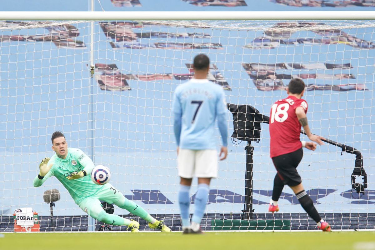 FOTO. Manchester e roșu » United întrerupe seria incredibilă de victorii a rivalei și urcă pe doi în Premier League! City, de nerecunoscut