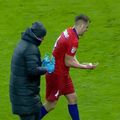 În minutul 24 al meciului FCSB - Gaz Metan, Andrei Miron (26 de ani), stoperul gazdelor, a fost tăiat cu crampoana de Mihai Butean (24), fundașul dreapta al medieșenilor.