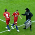 În minutul 37 al meciului FCSB - Gaz Metan, la scorul de 0-0, roș-albaștrii au efectuat o modificare surprinzatoare și au schimbat astfel radical modulul de joc.