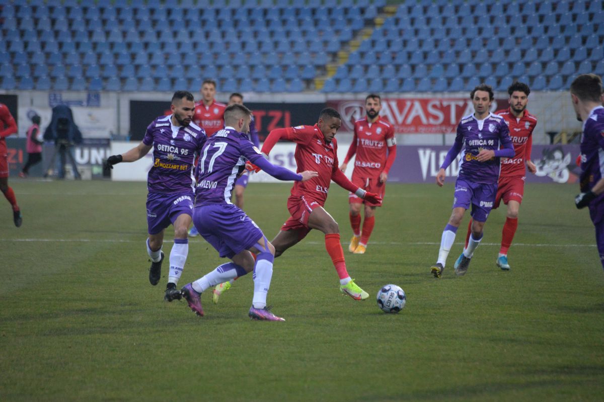 Calificarea în play-off, decisă de o gafă de arbitraj din ultimul minut!? Verdictul lui Crăciunescu, după Botoșani - FC Argeș