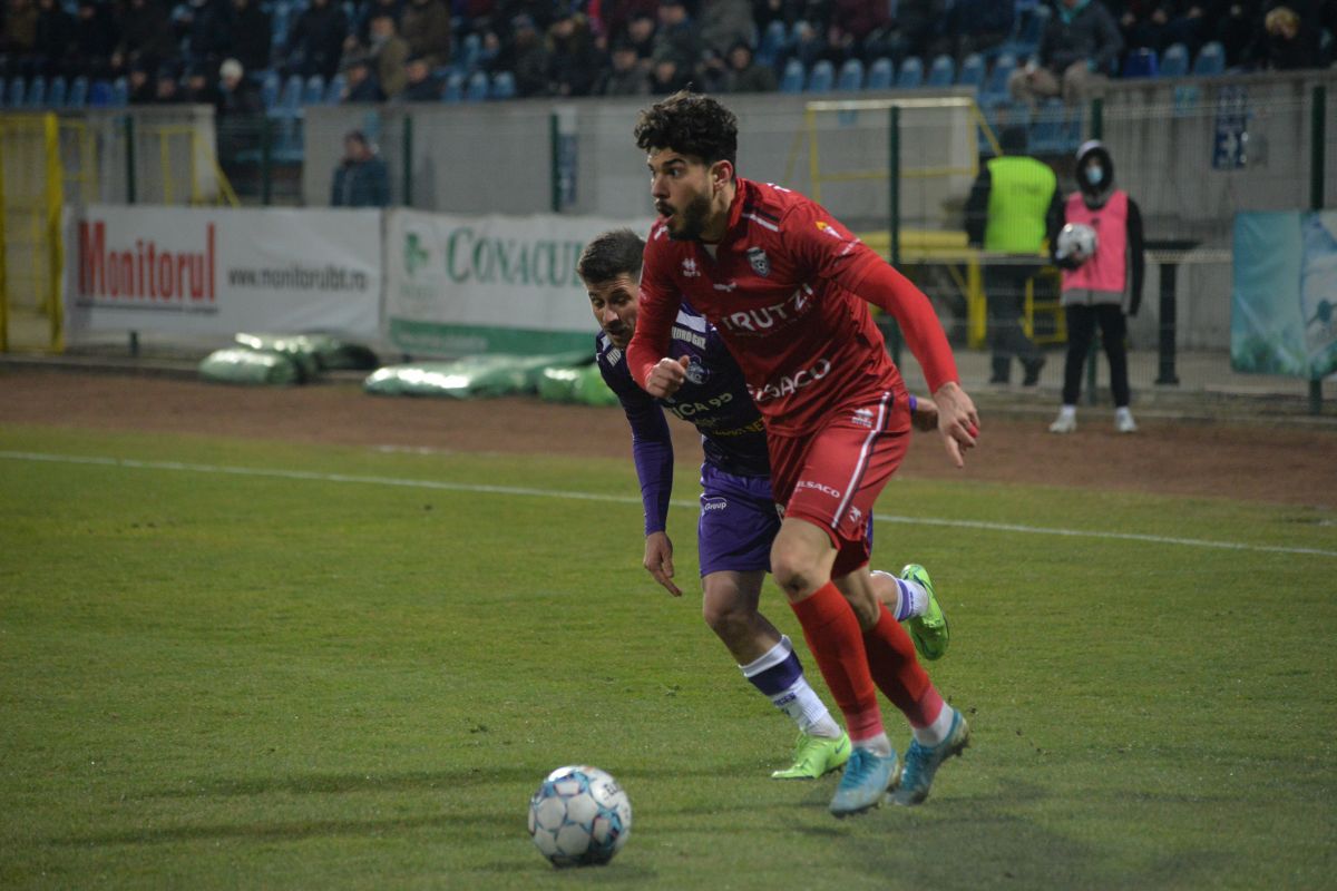 Jucătorii i-au întrerupt interviul lui Prepeliță » Descătușat după ce a dus FC Argeș în play-off: „Îi iubesc pe contestatari”