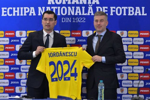 Eduard Iordănescu, în momentul prezentării la echipa națională / Sursă foto: frf.ro