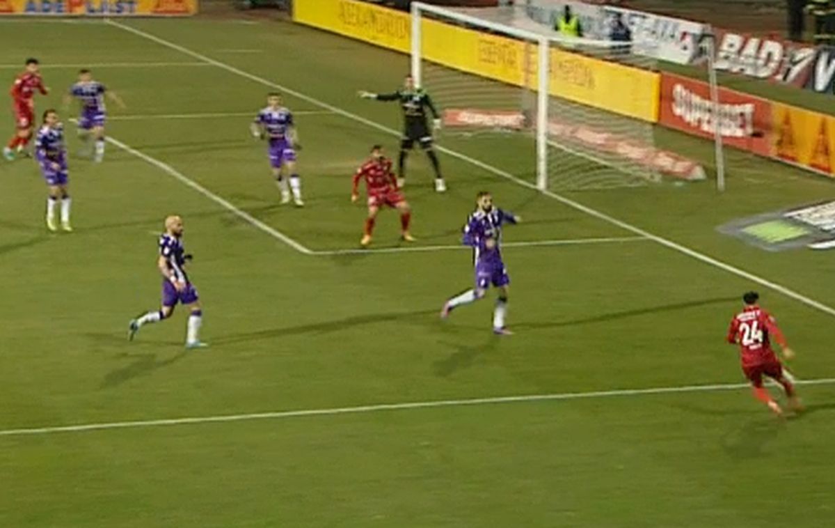 Jucătorii i-au întrerupt interviul lui Prepeliță » Descătușat după ce a dus FC Argeș în play-off: „Îi iubesc pe contestatari”