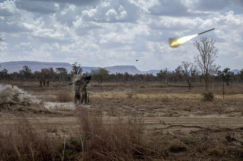 Stadionul din Chernihiv a fost lovit de o bombă de artilerie// Foto: IMAGO / ZUMA Wire