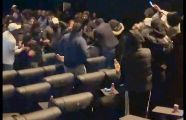 Bătaie în cinematograf la premiera filmului Creed III: „Le-a inspirat povestea”