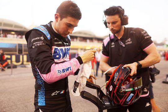 Esteban Ocon, în stânga // foto: Guliver/gettyimages