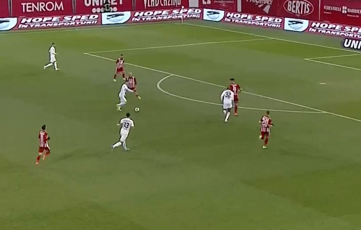 Basarab Panduru e sigur că Dan Petrescu a pedepsit un jucător în Sepsi - CFR Cluj » Ce fază l-a supărat pe antrenor: „Niciodată nu trebuia să joace aşa cum a jucat”