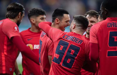 Jurnaliștii GSP.RO Costin Ștucan și Alexandru Barbu discută despre cele mai tari subiecte ale săptămânii, la GSP Live, de la 09.01. Urmărește emisiunea AICI