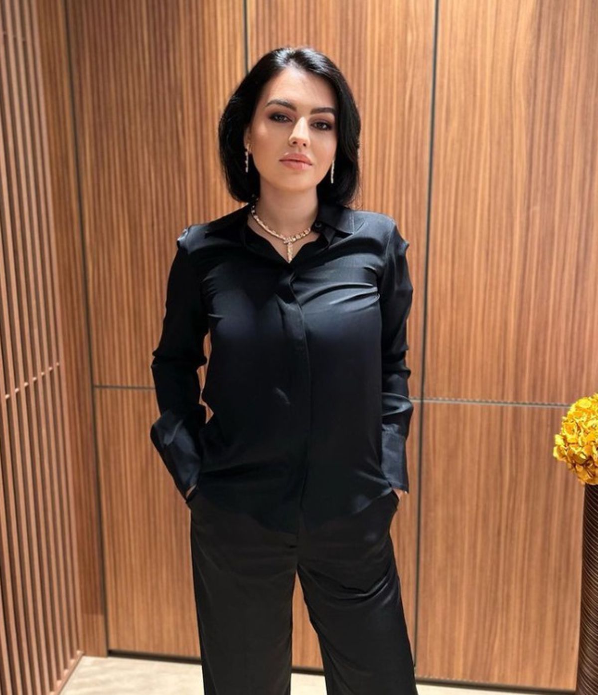 Soția româncă a șefului Ferrari oferă detalii neștiute: „6 luni am încercat. După multe refuzuri, m-a invitat la cină și mi-a dat un test”