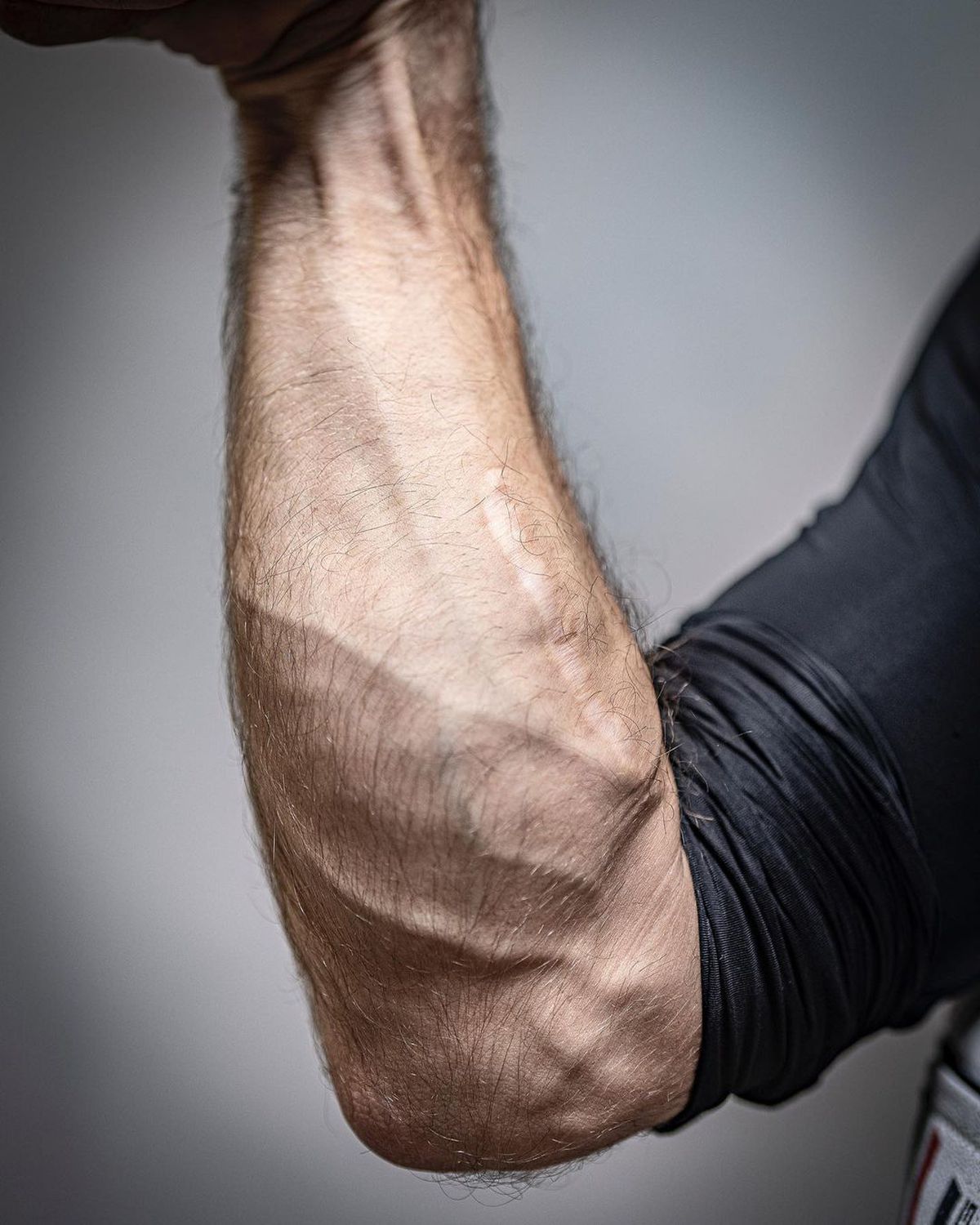 Durere și artă » Piloții din MotoGP așa cum nu i-ai mai văzut » S-au dezbrăcat și își arată cicatricile șocante, dar și tatuajele spectaculoase