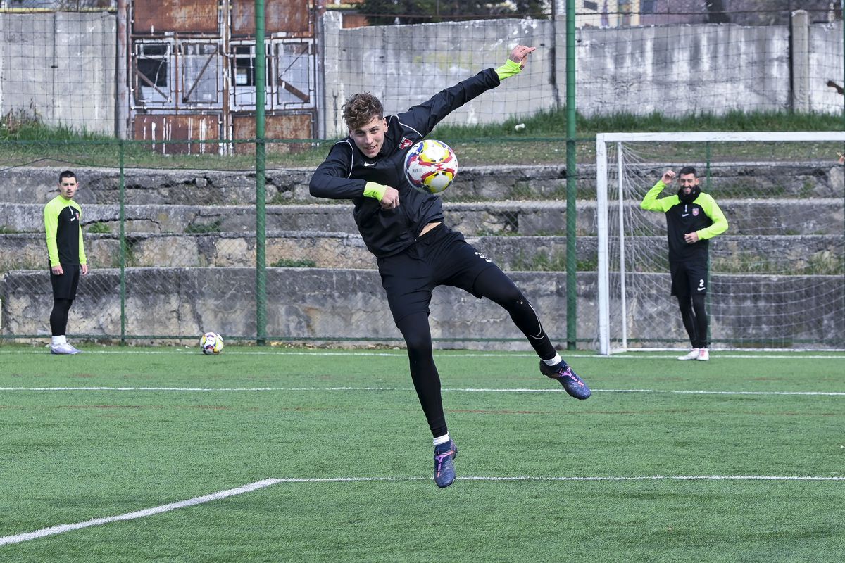 Claudiu Niculescu - antrenament la CSC Șelimbăr