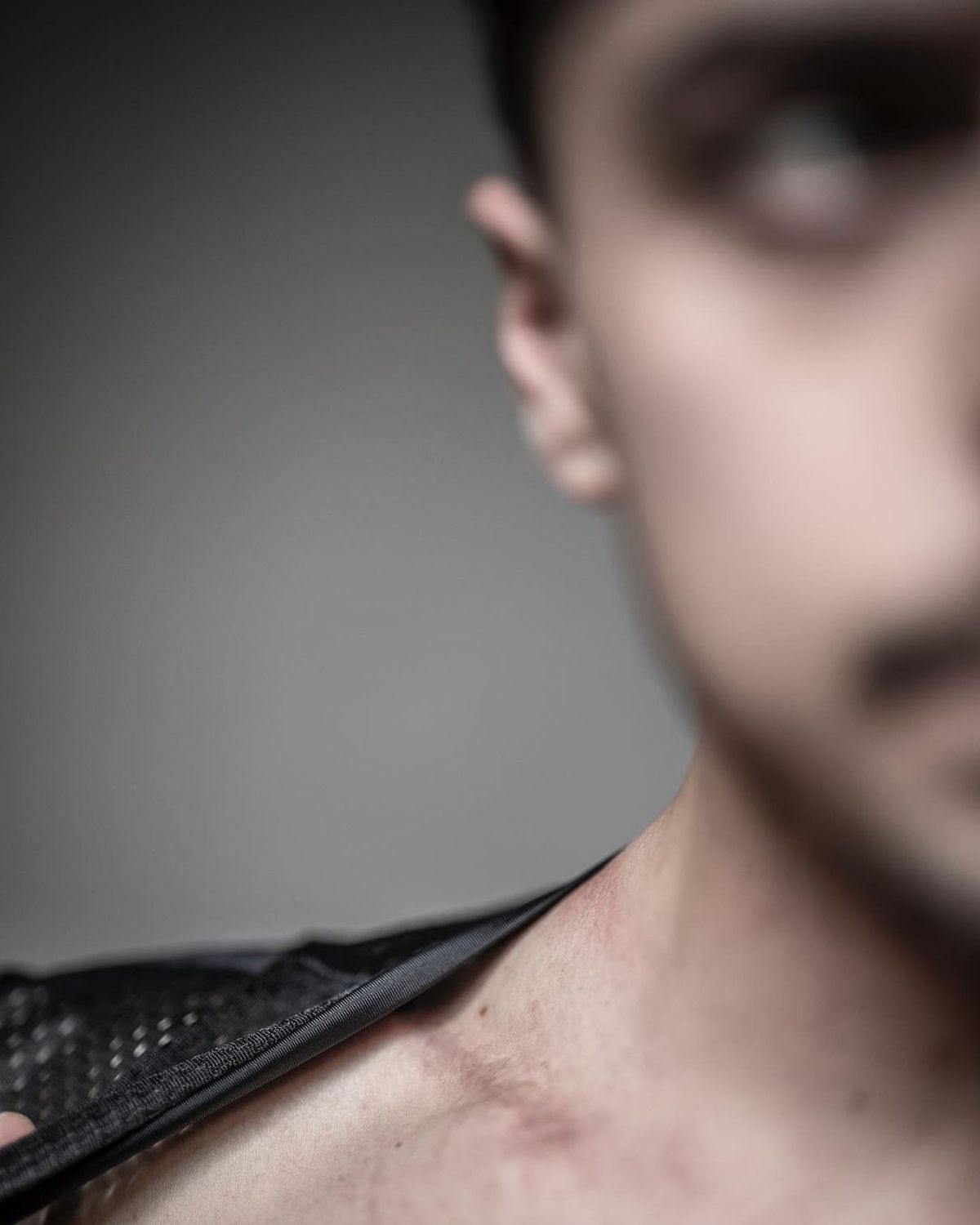 Durere și artă » Piloții din MotoGP așa cum nu i-ai mai văzut » S-au dezbrăcat și își arată cicatricile șocante, dar și tatuajele spectaculoase